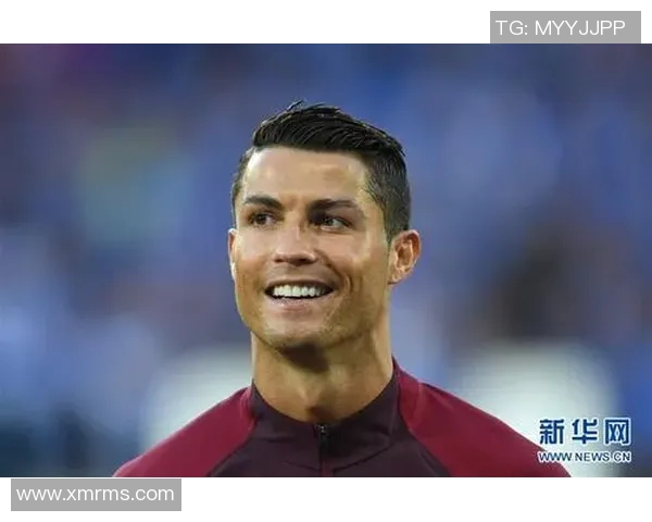 足球明星为何频频吐舌头揭示了他们的比赛心理与情感表达